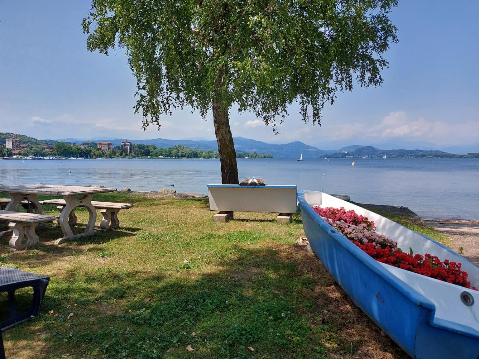 Bnbook Lago Maggiore Studio 2 Dormelletto Exterior foto
